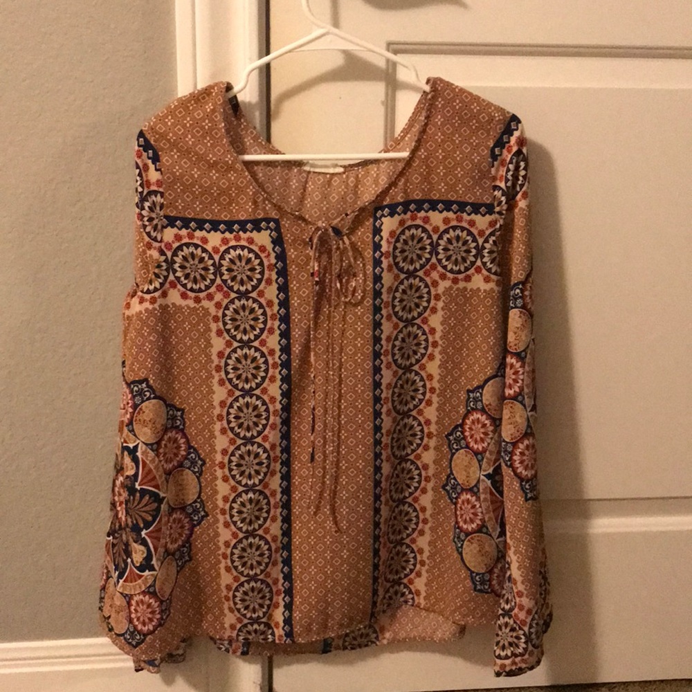 this is a top from Altar’d state.
